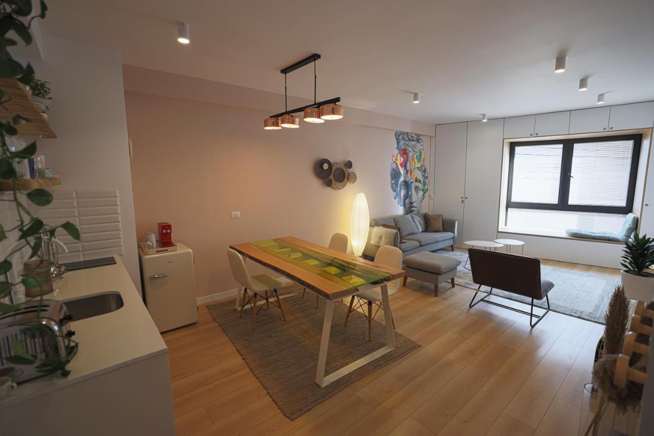 Apollo Apartment By Holistay Tirana Extérieur photo
