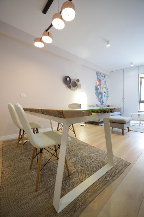 Apollo Apartment By Holistay Tirana Extérieur photo